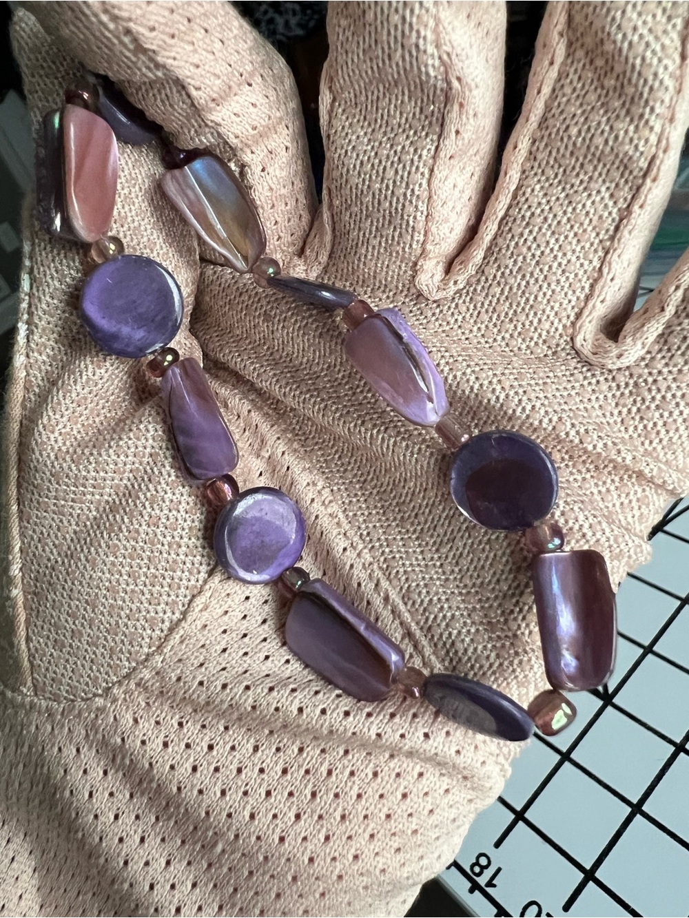 Vintage Purple Mother of Pearl Shell Beaded Stretch Bracelet